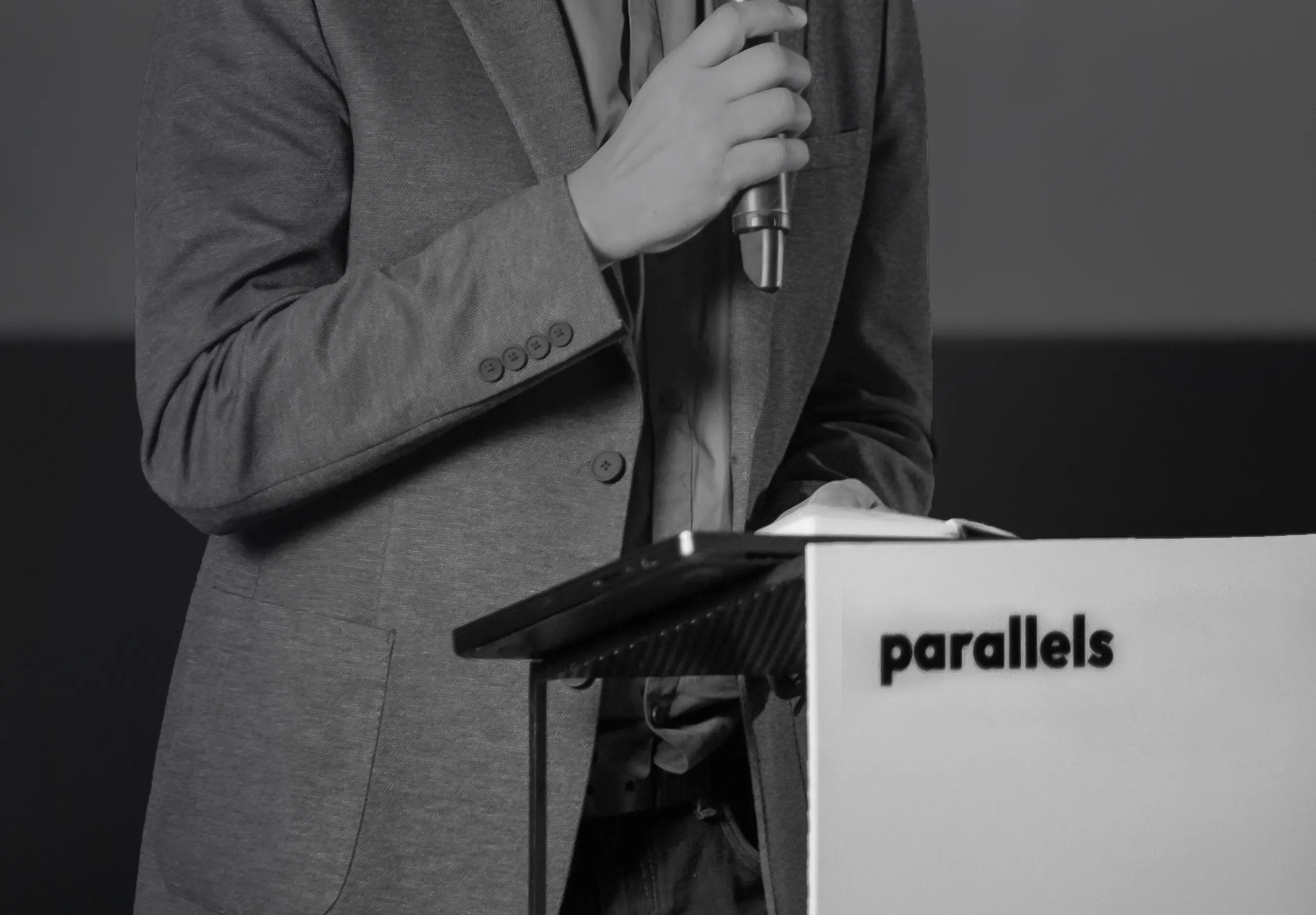 Parallels presentation banner